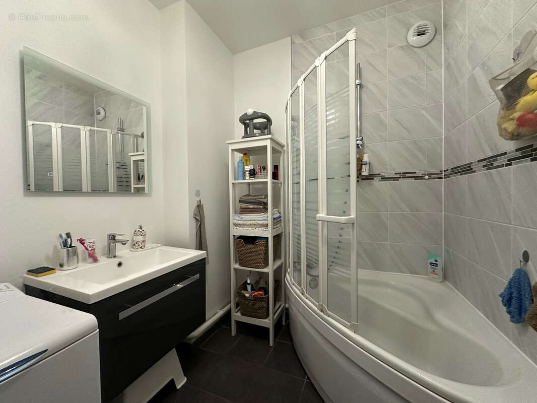 Appartement à BEZANNES