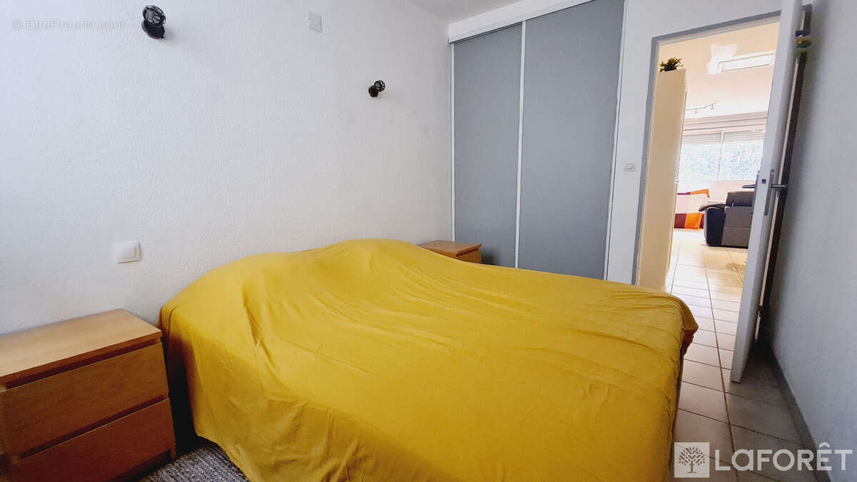 Appartement à MEZE