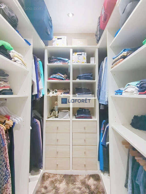 Maison à MEZY-SUR-SEINE