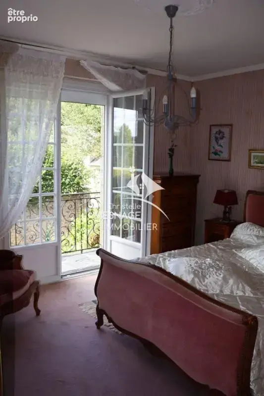 À vendre à l'agence Christelle Mesnage - DINAN centre-ville - photo 13