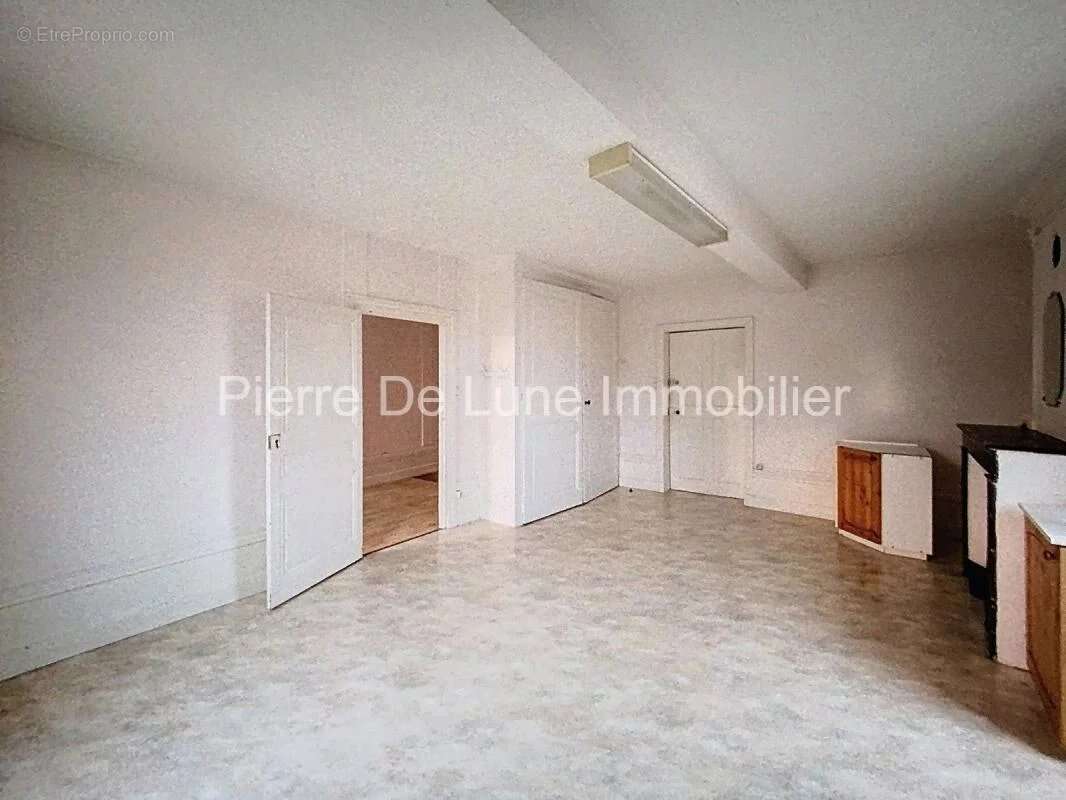 Appartement à CHESSY