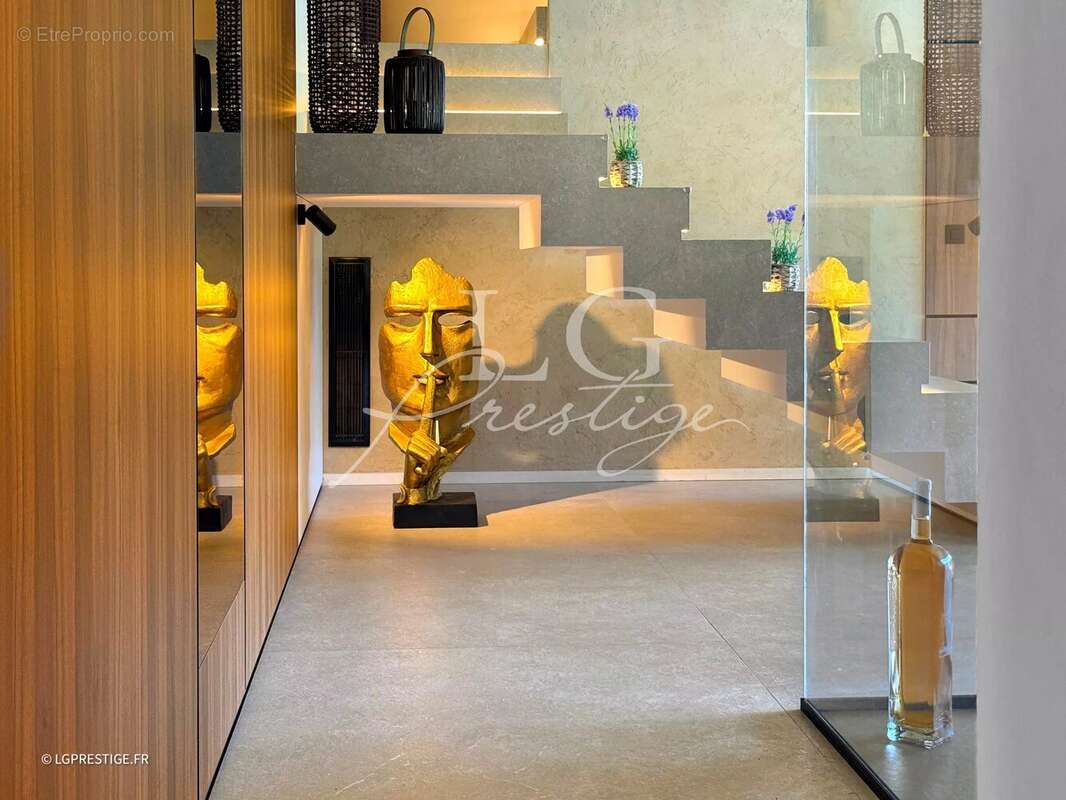 Maison à FREJUS