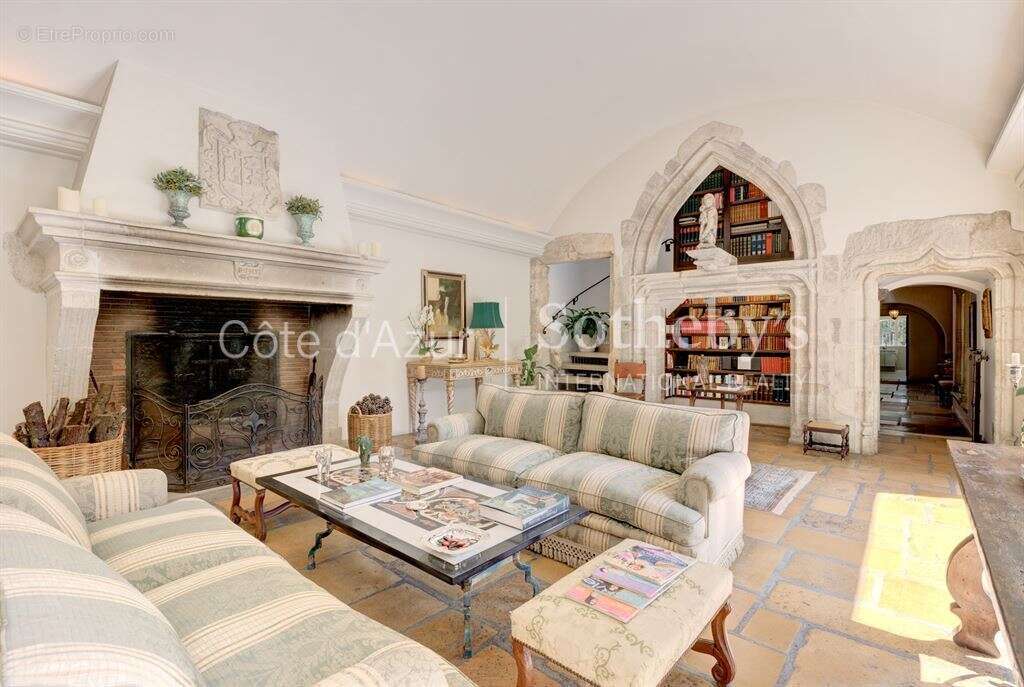 Maison à AURIBEAU-SUR-SIAGNE