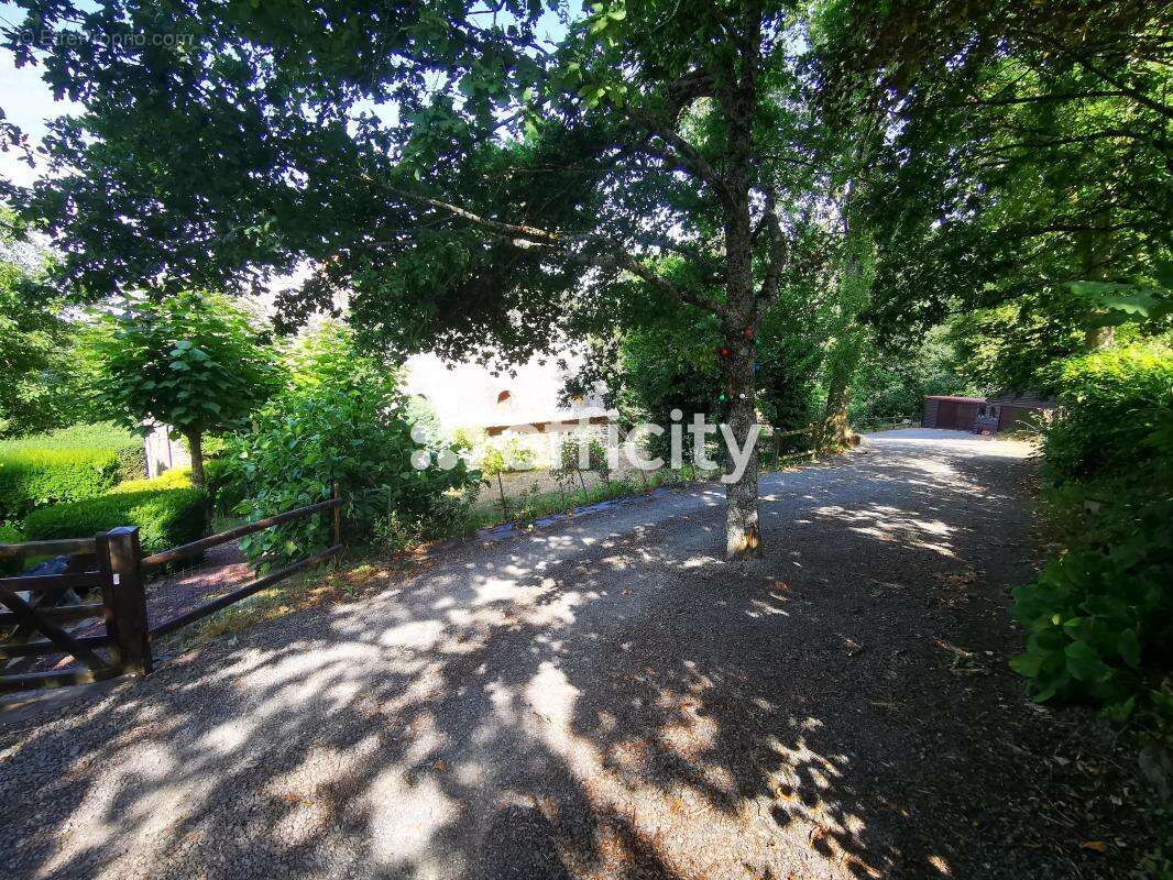 Maison 210 m² à Beauficel  - photo 16