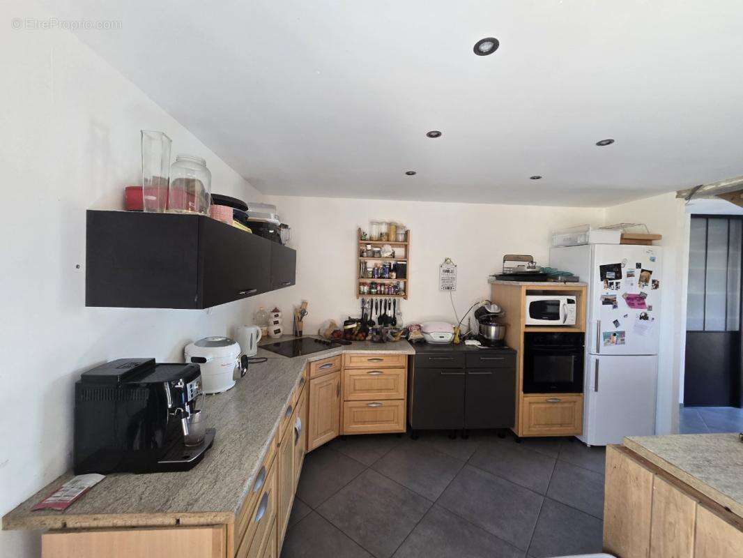 Maison à BARAQUEVILLE