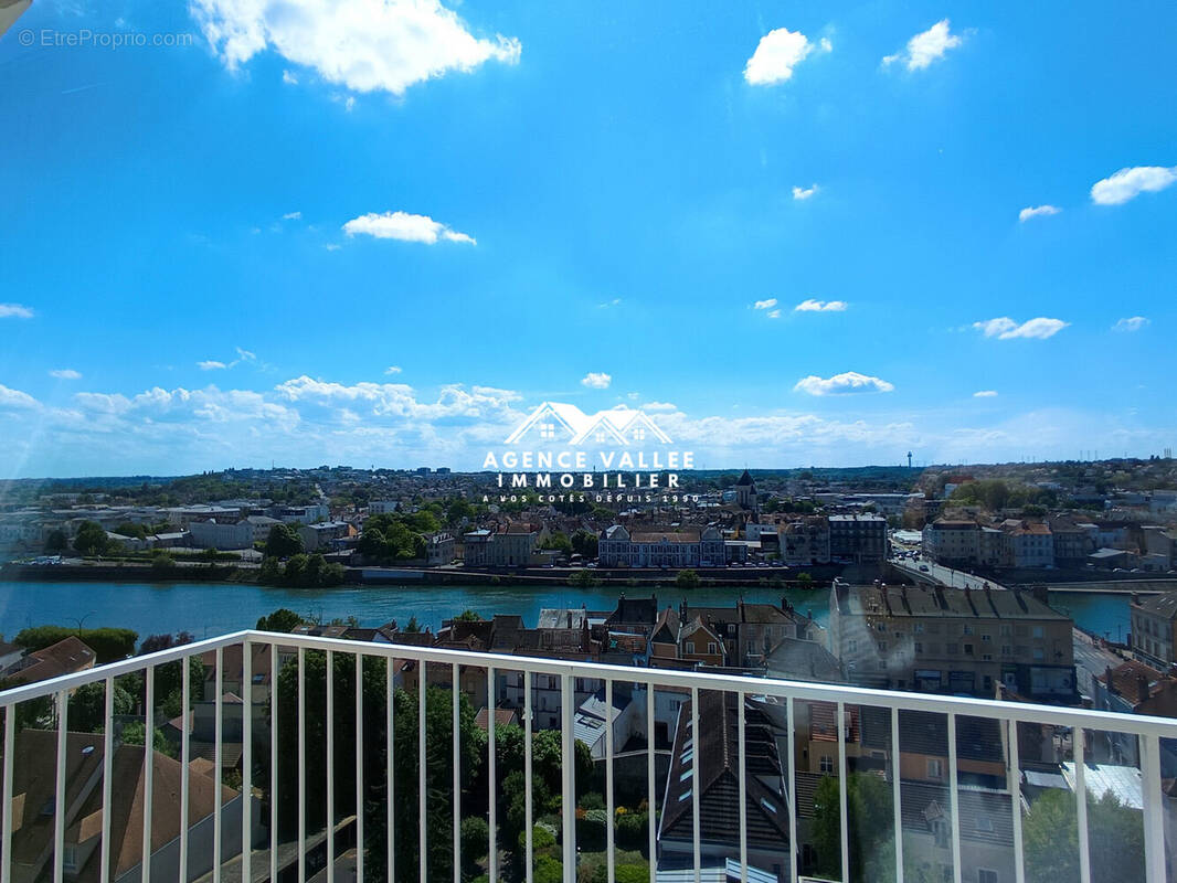 Appartement à CORBEIL-ESSONNES