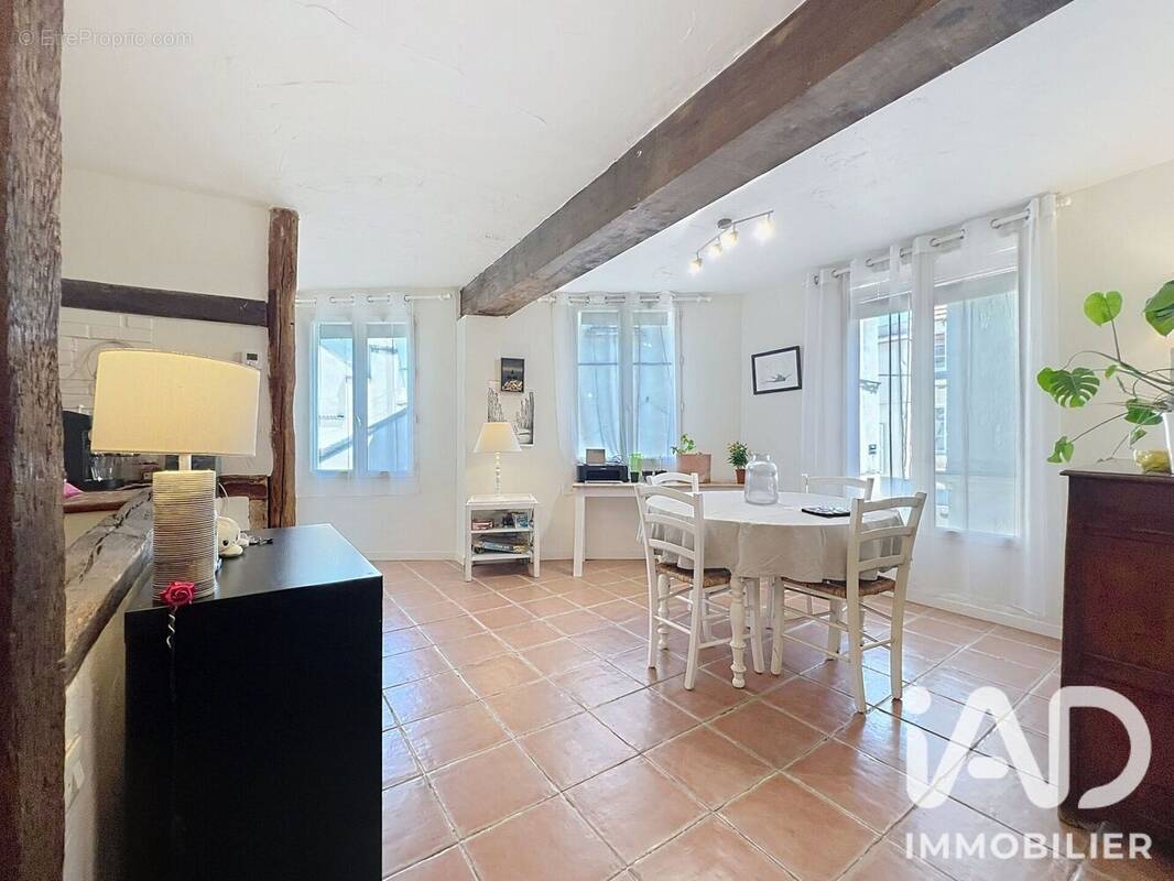 Photo 1 - Appartement à BRIE-COMTE-ROBERT