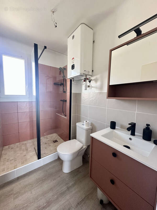 Appartement à SIX-FOURS-LES-PLAGES
