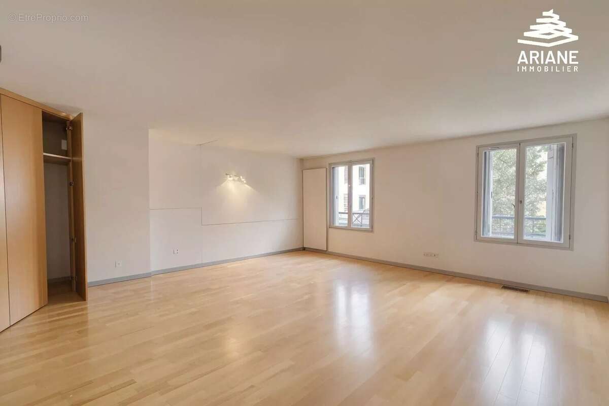 Appartement à LYON-7E