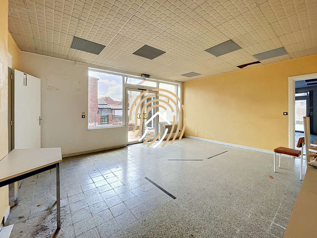 Maison 176 m² à Raimbeaucourt  - photo 4