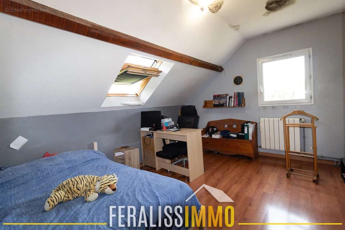 Maison à VAUX-SUR-SEINE