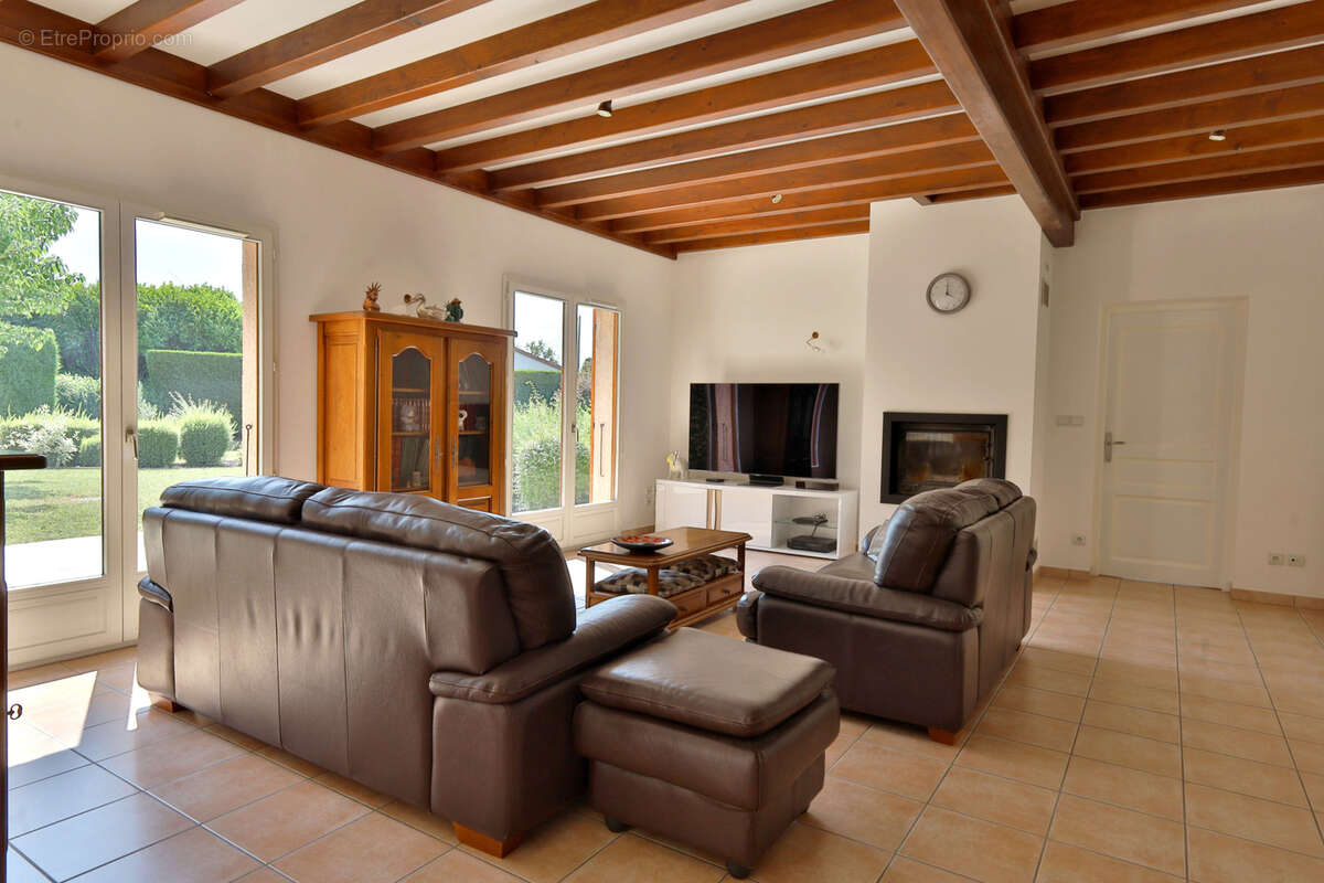 Maison Type 3 - 135,35 m2 habitables - Terrain 1500m2 - photo 11