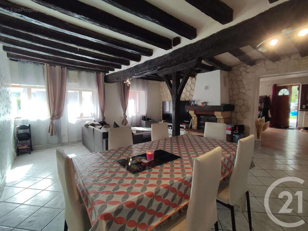 Maison 201 m² à Saint-Pere  - photo 5
