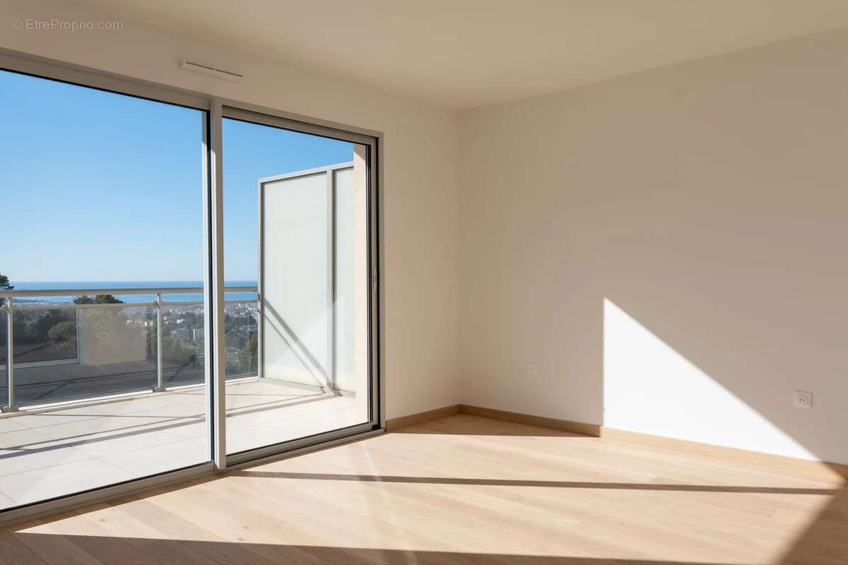 Appartement à LE CANNET