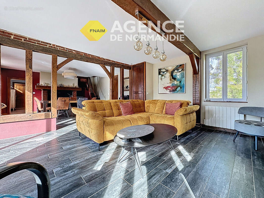 Maison à MONTREUIL-L&#039;ARGILLE