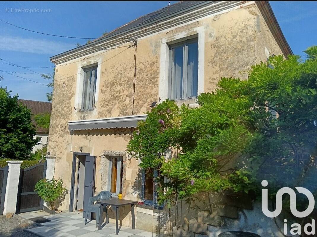 Photo 1 - Maison à LA FLECHE