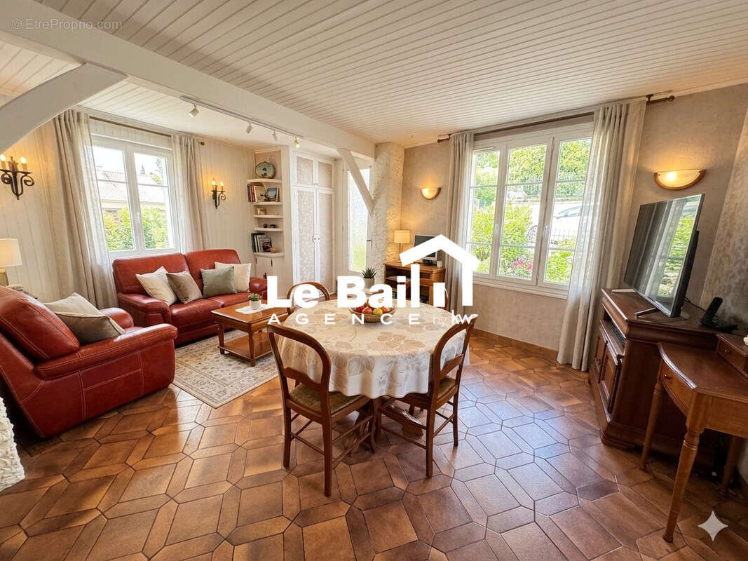 Maison à BOISSY-L'AILLERIE