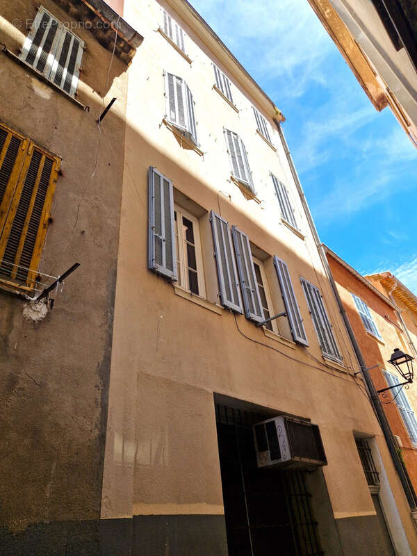 Immeuble locatif (2 studios et 1 T2) - photo 4