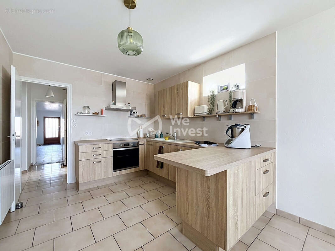 Appartement 94 m² à Niort  - photo 5