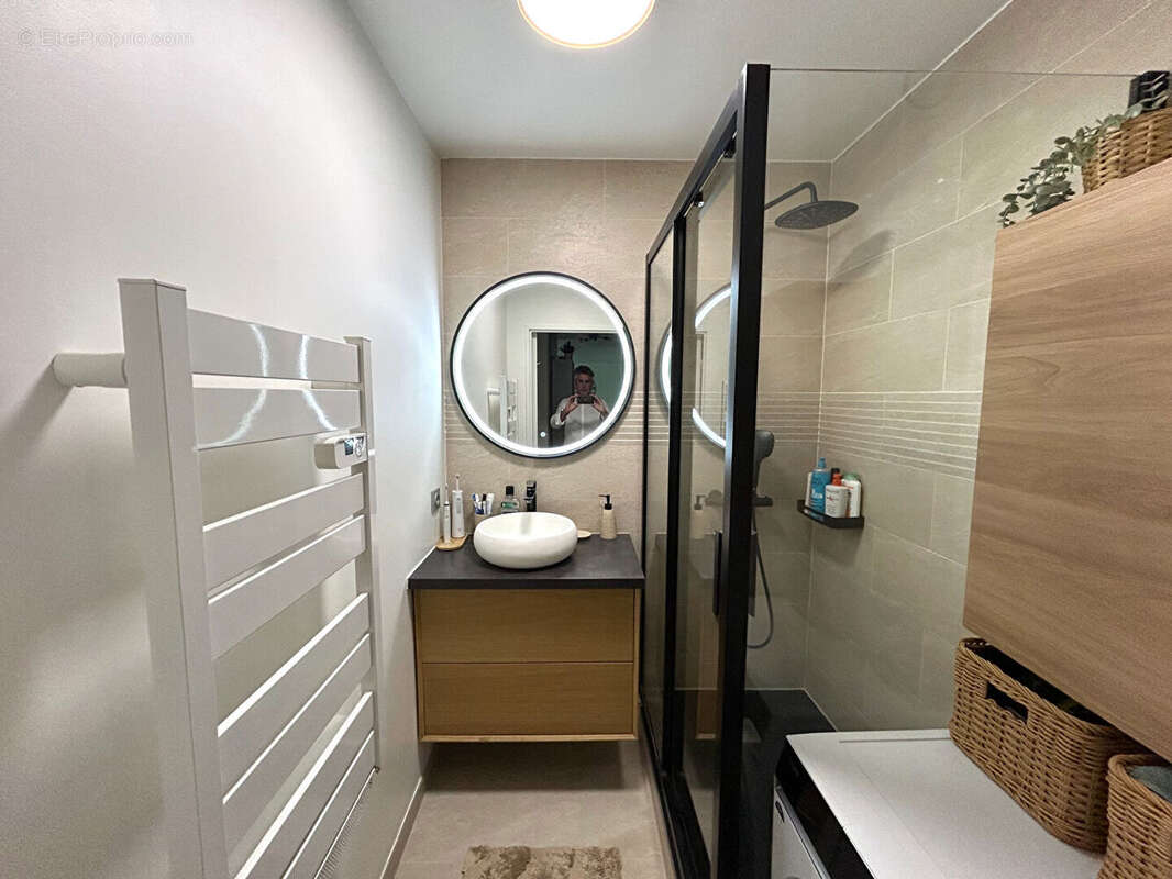 Appartement à L&#039;HAY-LES-ROSES