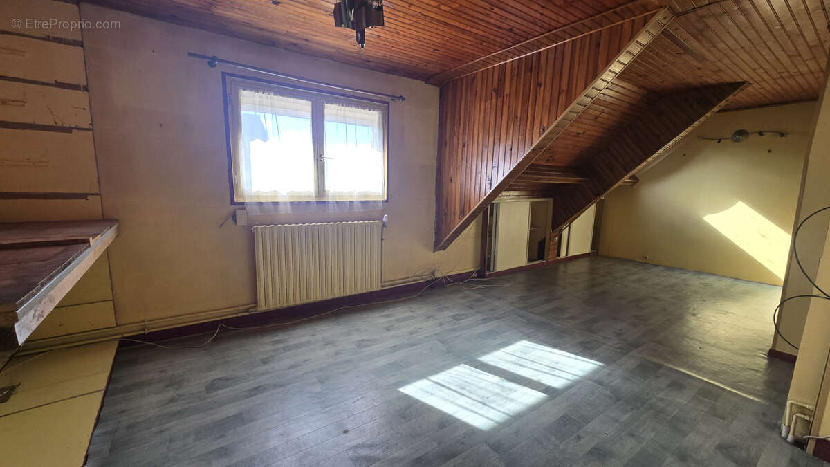 Maison à LIMOURS