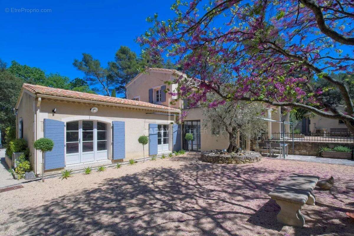 Maison à SAINT-REMY-DE-PROVENCE