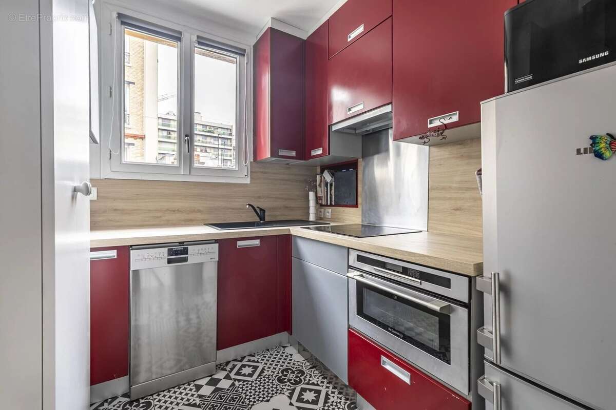Appartement à PARIS-11E