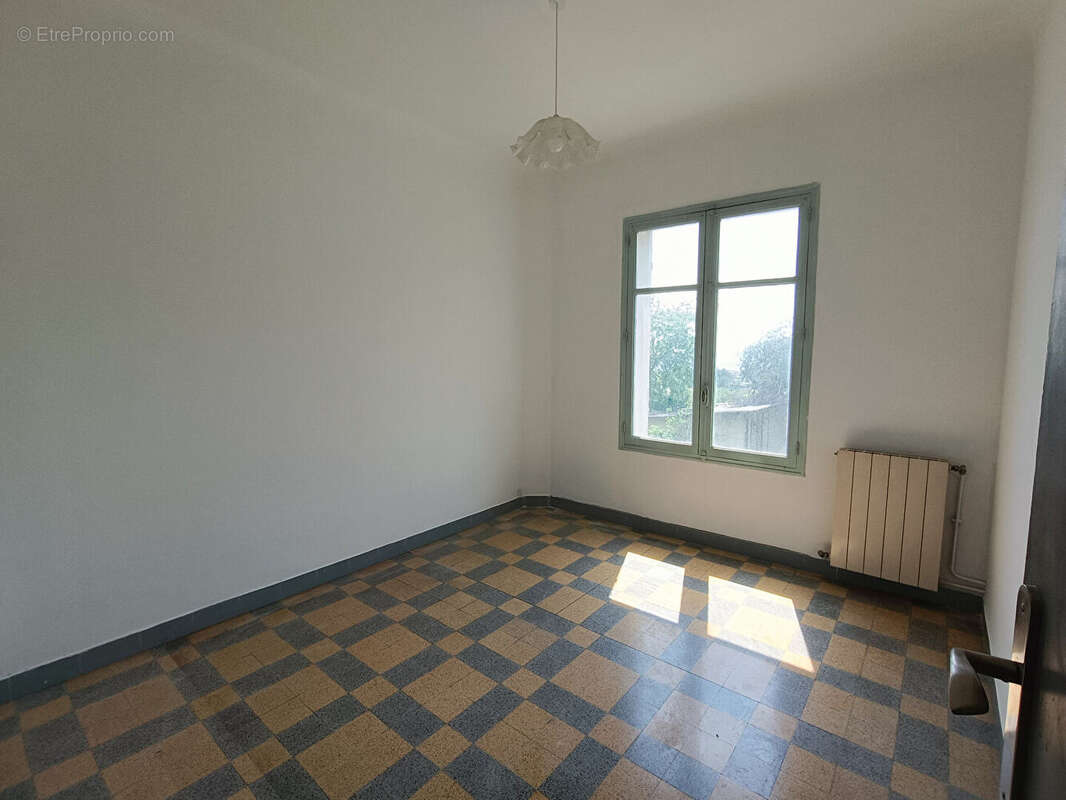 Appartement à MARSEILLE-16E