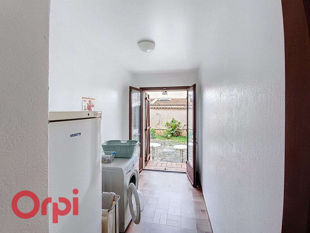 Maison à SIX-FOURS-LES-PLAGES