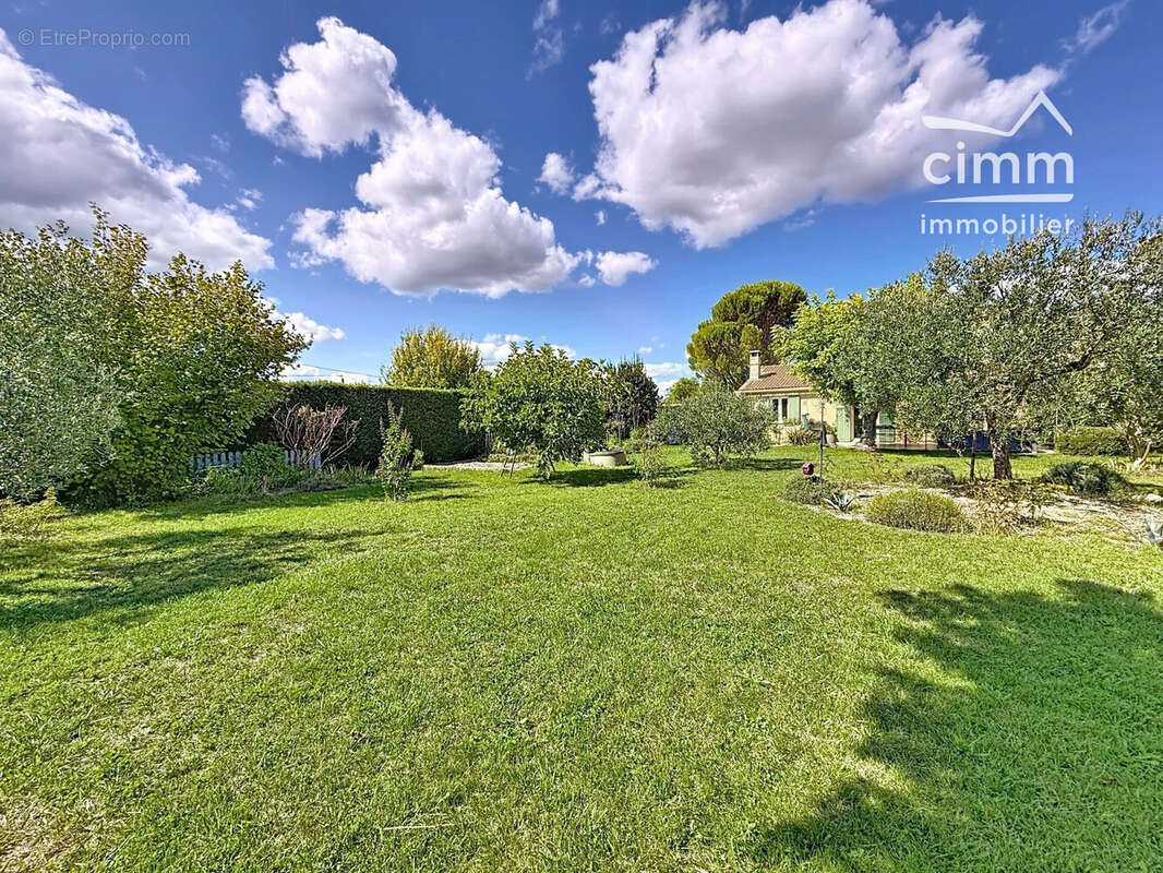 Maison 165 m² à Mazan  - photo 4