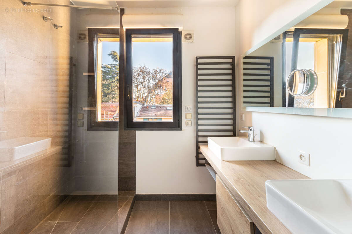 Maison à BOULOGNE-BILLANCOURT