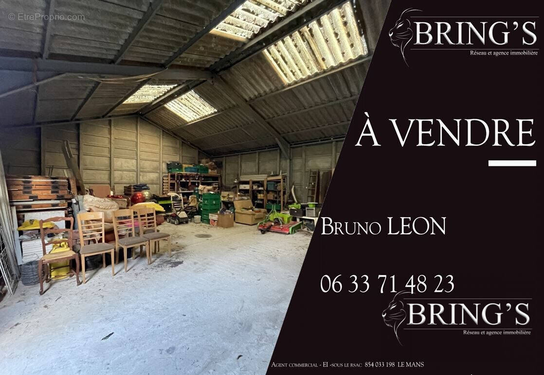 Commerce à VILLAINES-LA-CARELLE