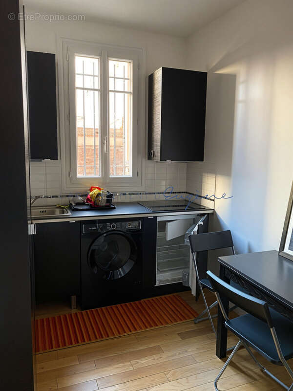 Appartement à PARIS-11E