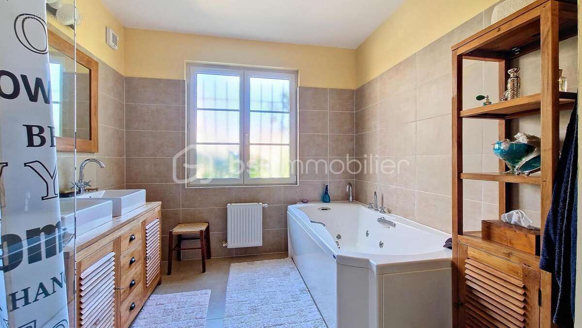 Maison à LA FERTE-GAUCHER