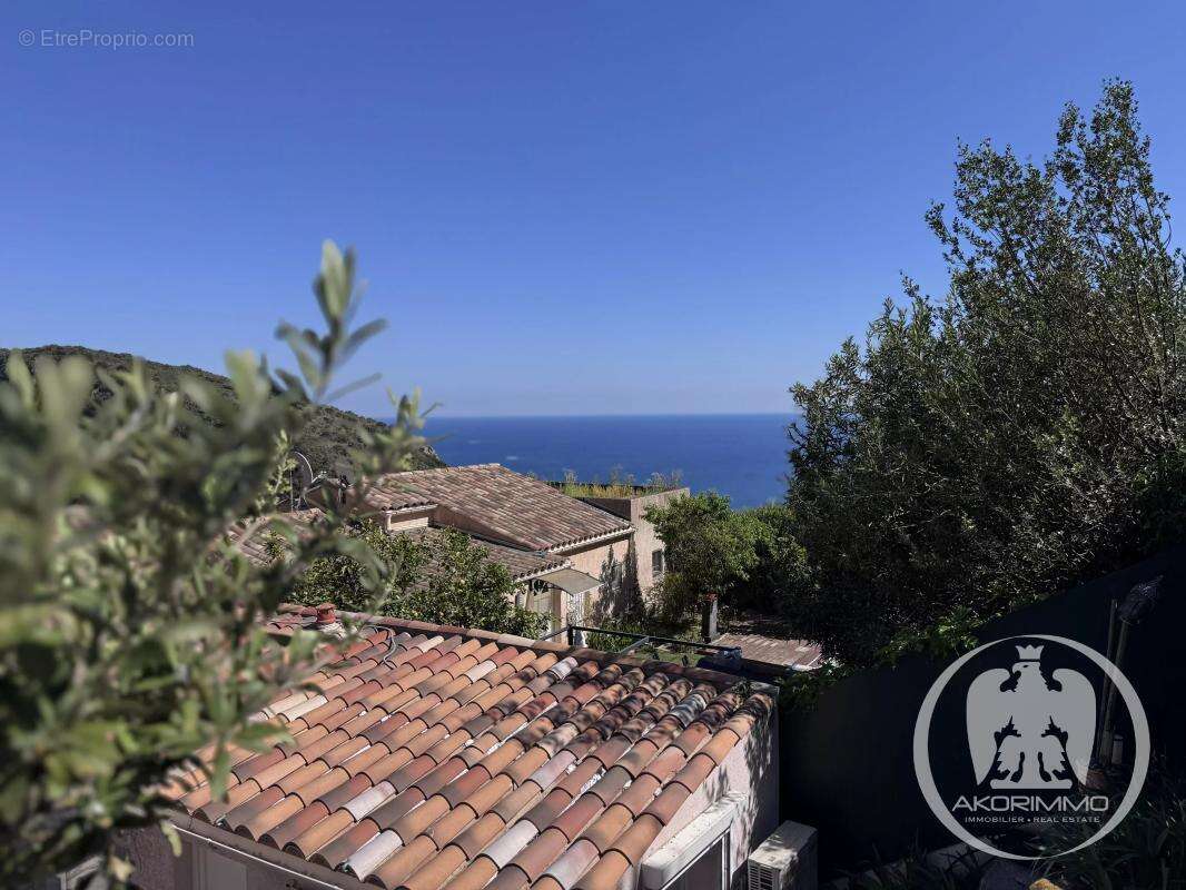 Appartement à EZE
