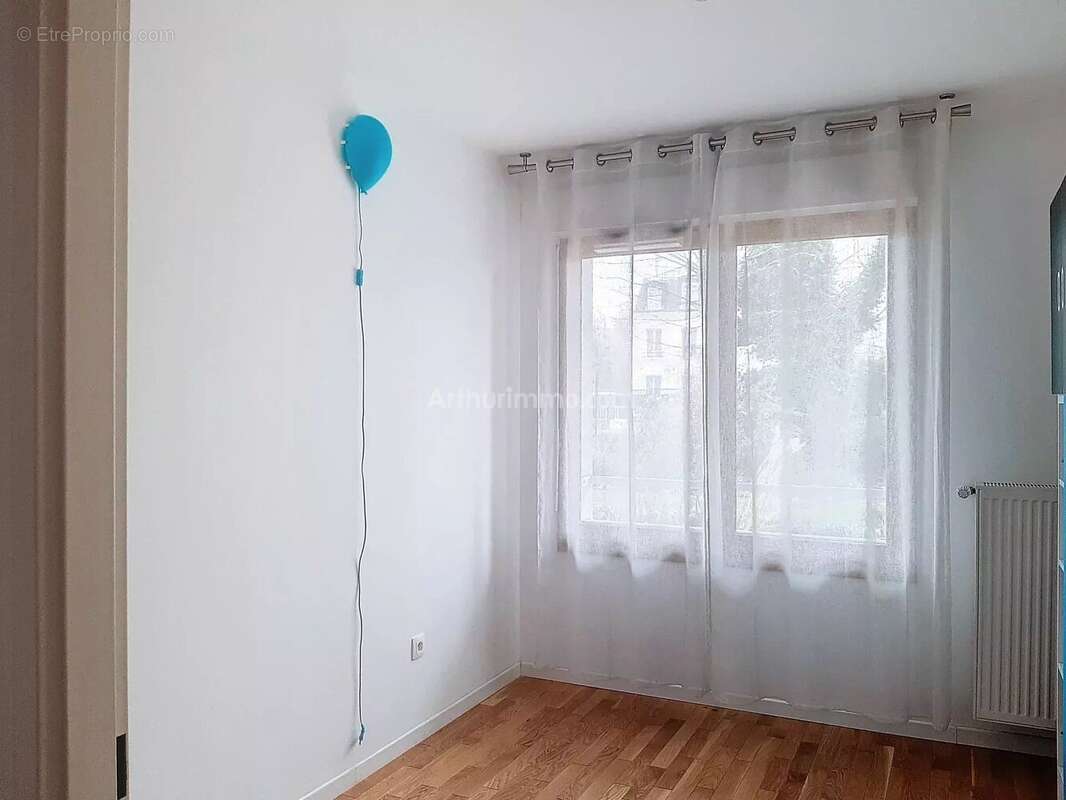 Appartement à FONTENAY-SOUS-BOIS