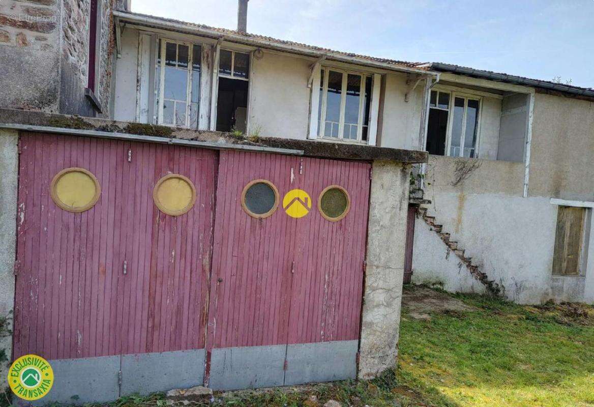 Maison à DUN-LE-PALESTEL