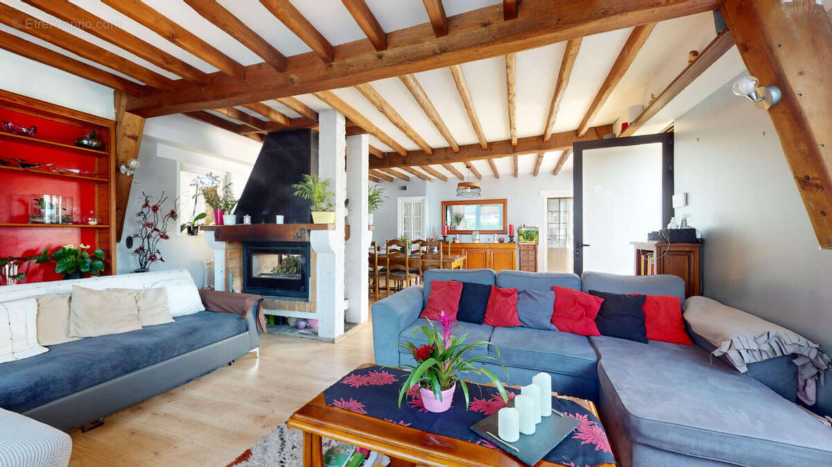 Maison à BOIS-D'ARCY