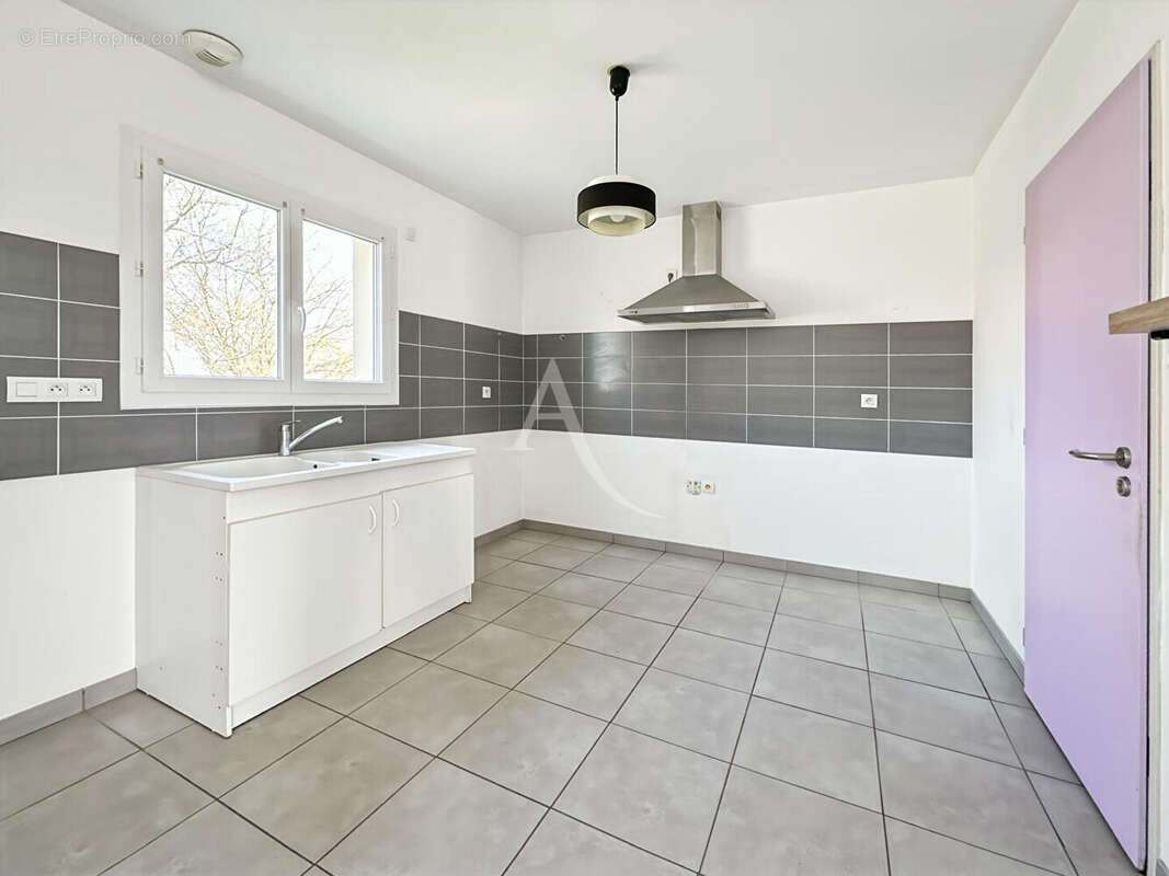 Maison à LE PERRIER