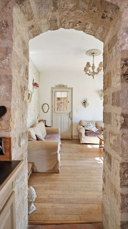 Maison à GREZ-SUR-LOING