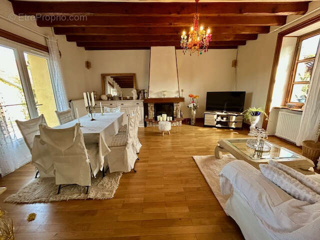 Maison à SAINT-PIERRE-LA-PALUD