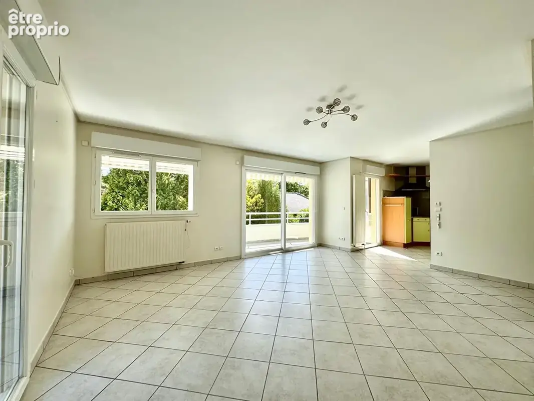 T4 familial lumineux avec terrasse ? Proximité immédiate douane Croix-de-Rozon - photo 3