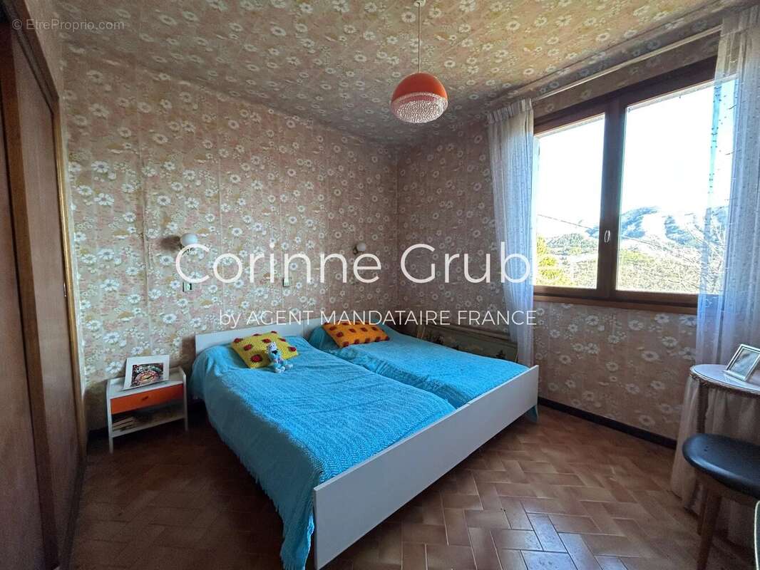 Maison à CHAMPTERCIER