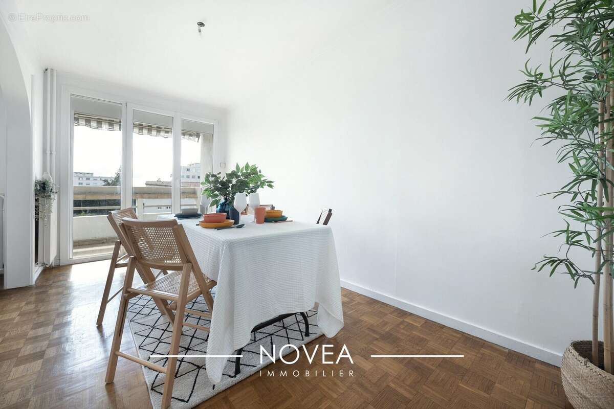 Appartement à CALUIRE-ET-CUIRE