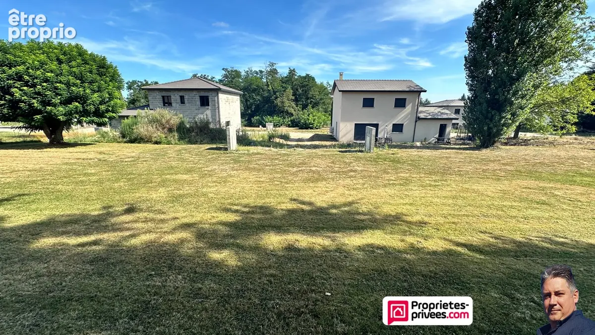 Terrain viabilisé Saint Bonnet De Mure 482 m2 libre de tout constructeur - photo 2