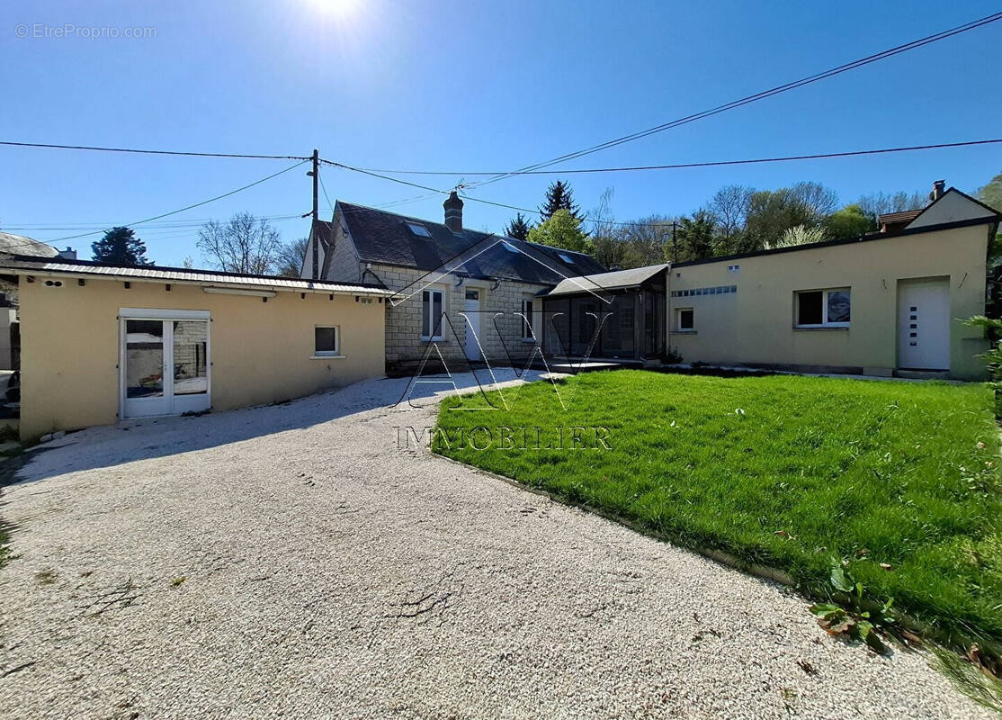 Maison à SAINTE-GENEVIEVE