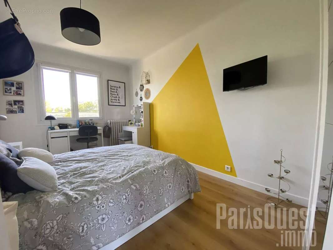 Appartement à VILLE-D&#039;AVRAY