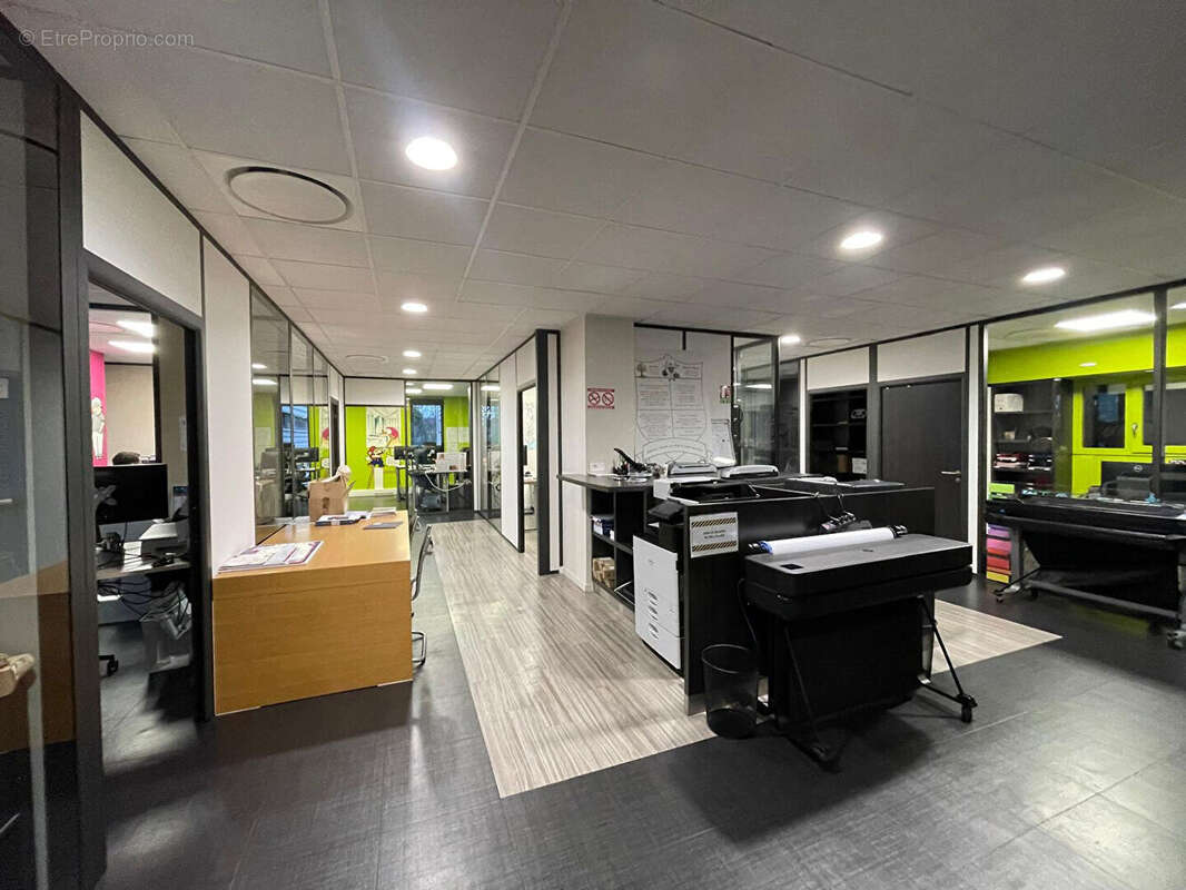 Commerce à SAINT-ETIENNE