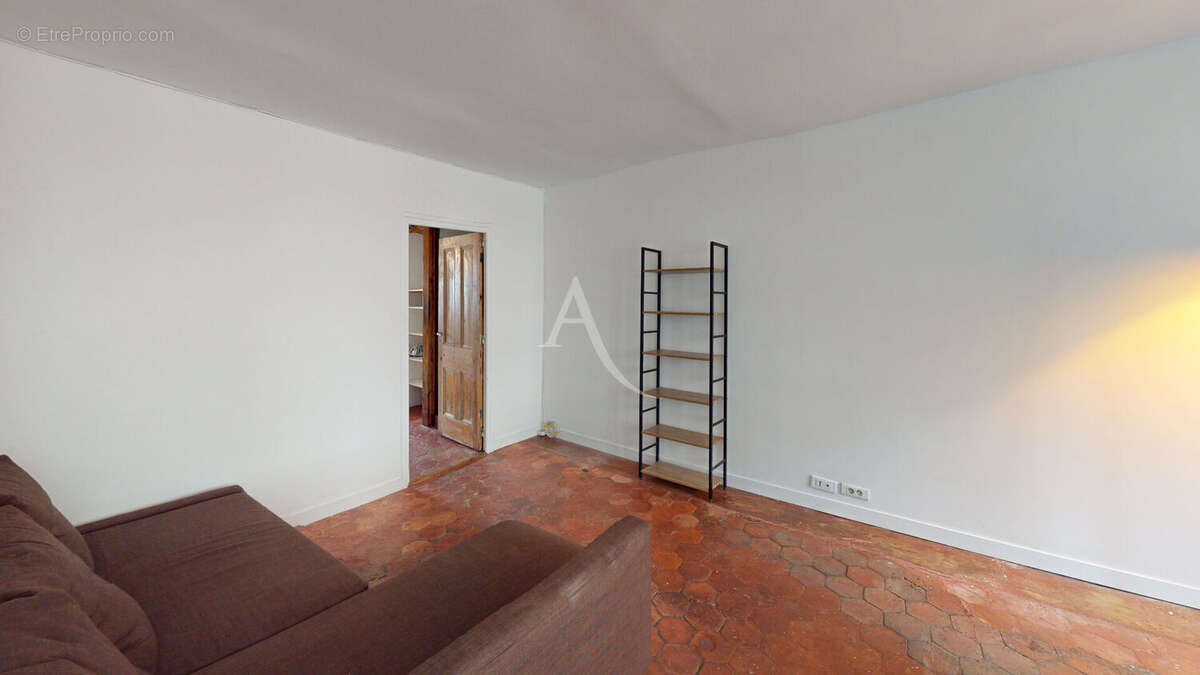 Appartement à PARIS-10E