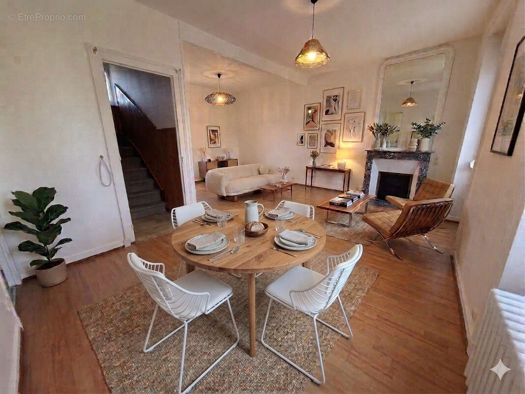 Maison à SAINT-PAIR-SUR-MER